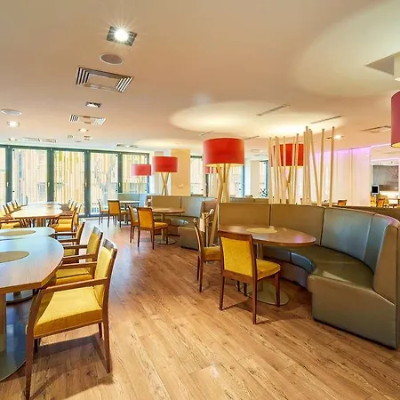 酒店 Clarion Congress 4*