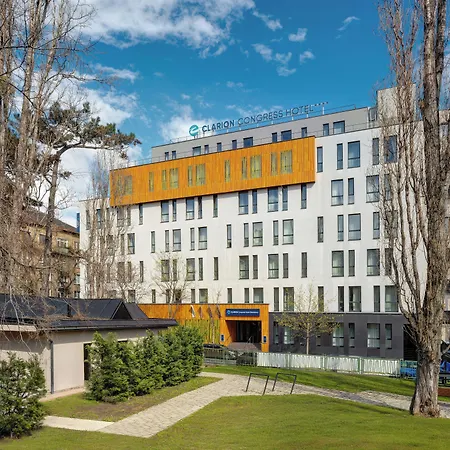 Clarion Congress Hotel 4*