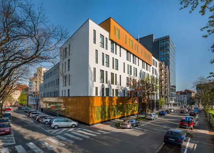 Отель Clarion Congress 4*