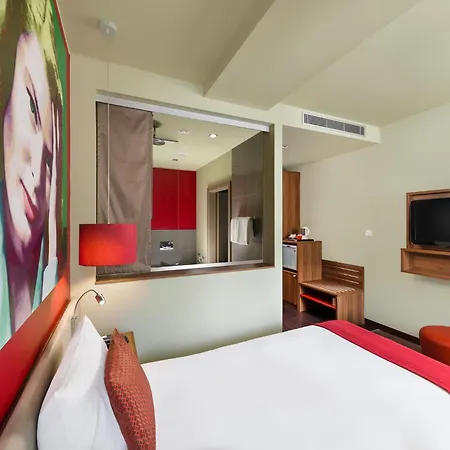 Clarion Congress Hotel 4*