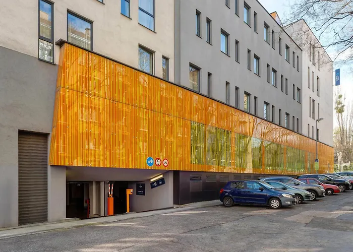 Clarion Congress Hotel